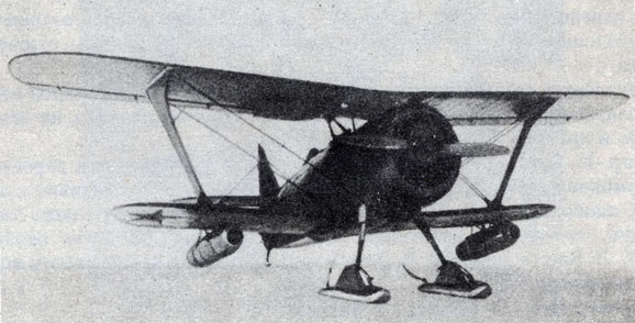 Рис. 3. Самолет конструкции Н.Н. Поликарпова И-15-бис с прямоточными двигателями ДМ-2